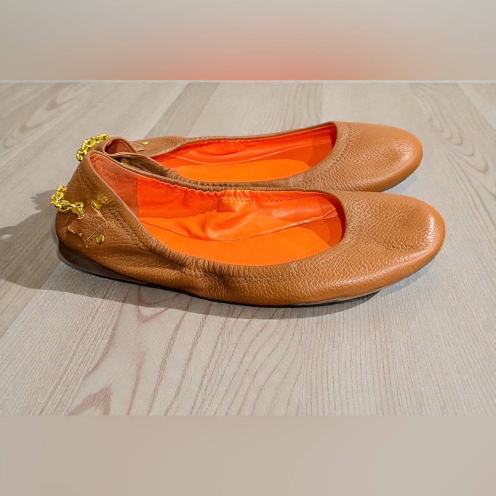 Lauren Ralph Lauren Brown Leather Flats with Gold Accents size 8.5